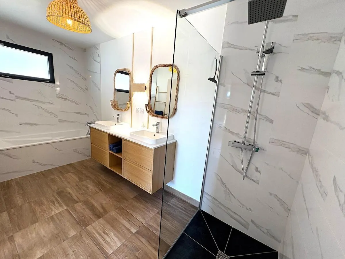 Villa Armor Vue Mer Et Spa Carantec